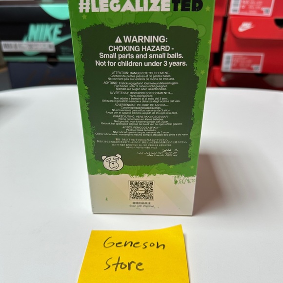 Pop mart Ted 2 Vinyl Plush Key Ring - Picture 4 of 7